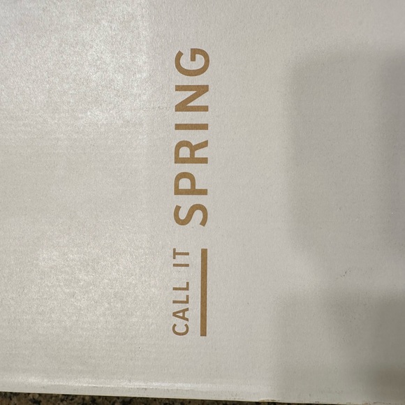 Brand new elegant shoes - Picture 3 of 7